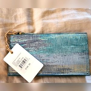 NWT HOBO Gracie Wallet in Cracked Glass